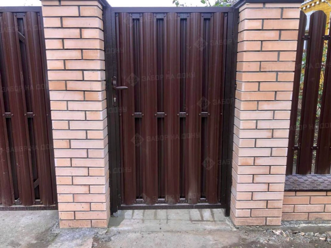 Калитка из евроштакетника  в Донецке